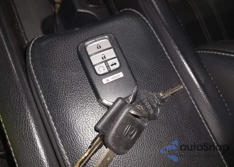 2019 Honda Insight Touring from USA, damaged, VIN 19XZE4F94KE010059